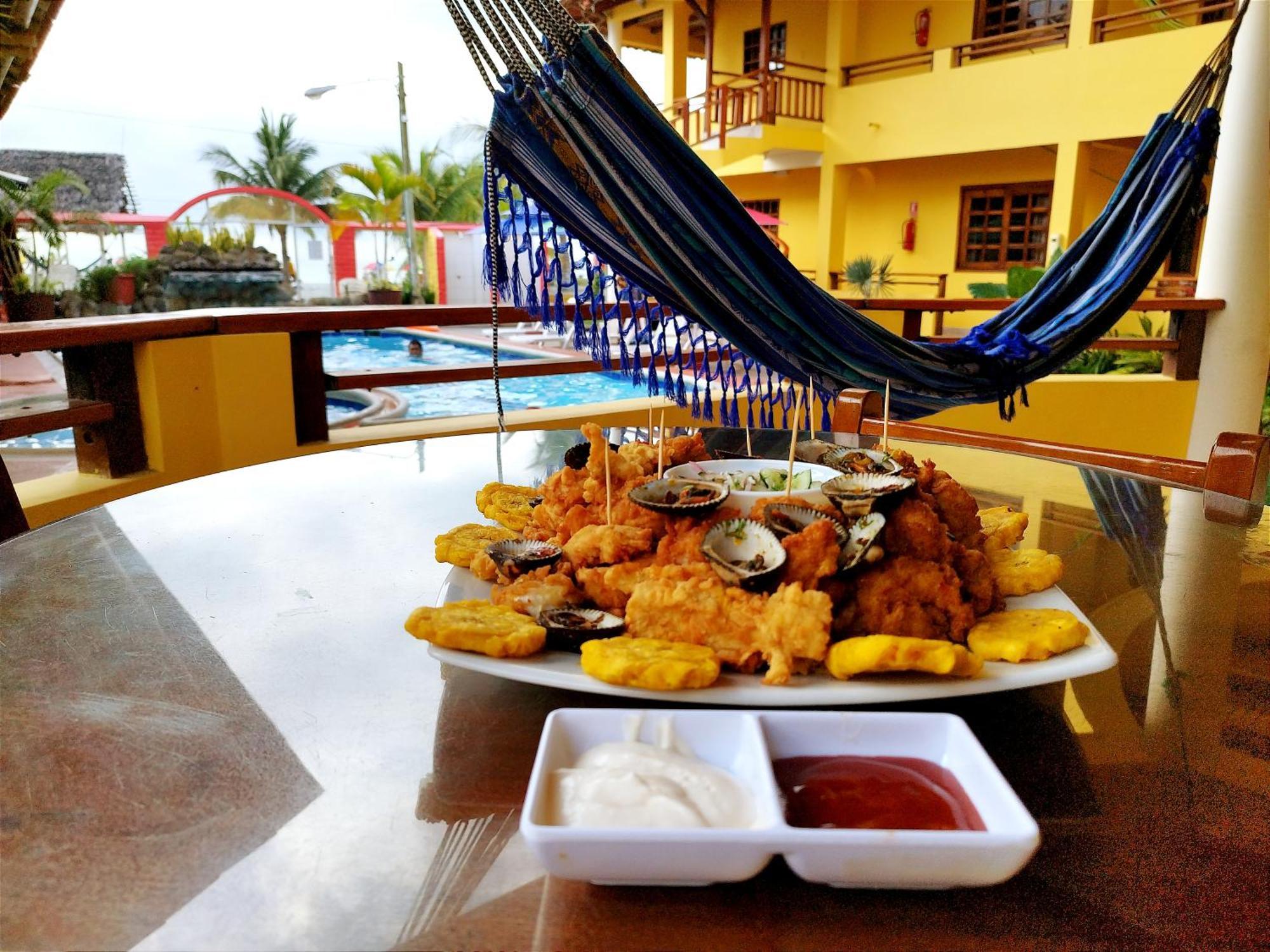 Hotel Cielo Azul Atacames Dış mekan fotoğraf